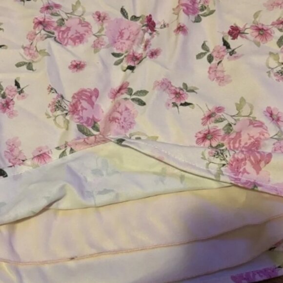 Altar'd State Mariana Puff Sleeves Pink Floral on White Mini Dress XS🆕⌚📦🏃💨🚚 - Picture 3 of 9